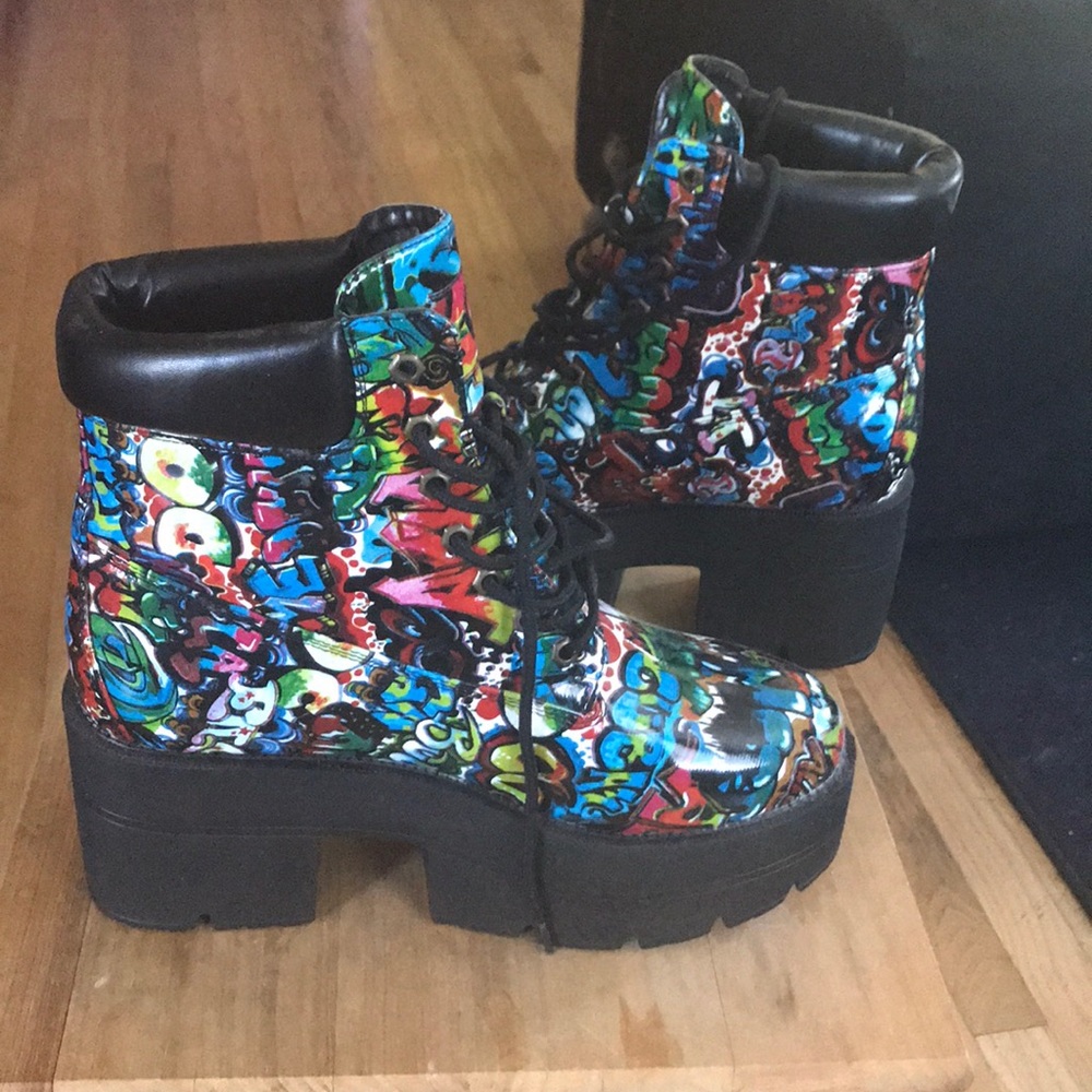 Platform Graffiti Combat Boots Chunky